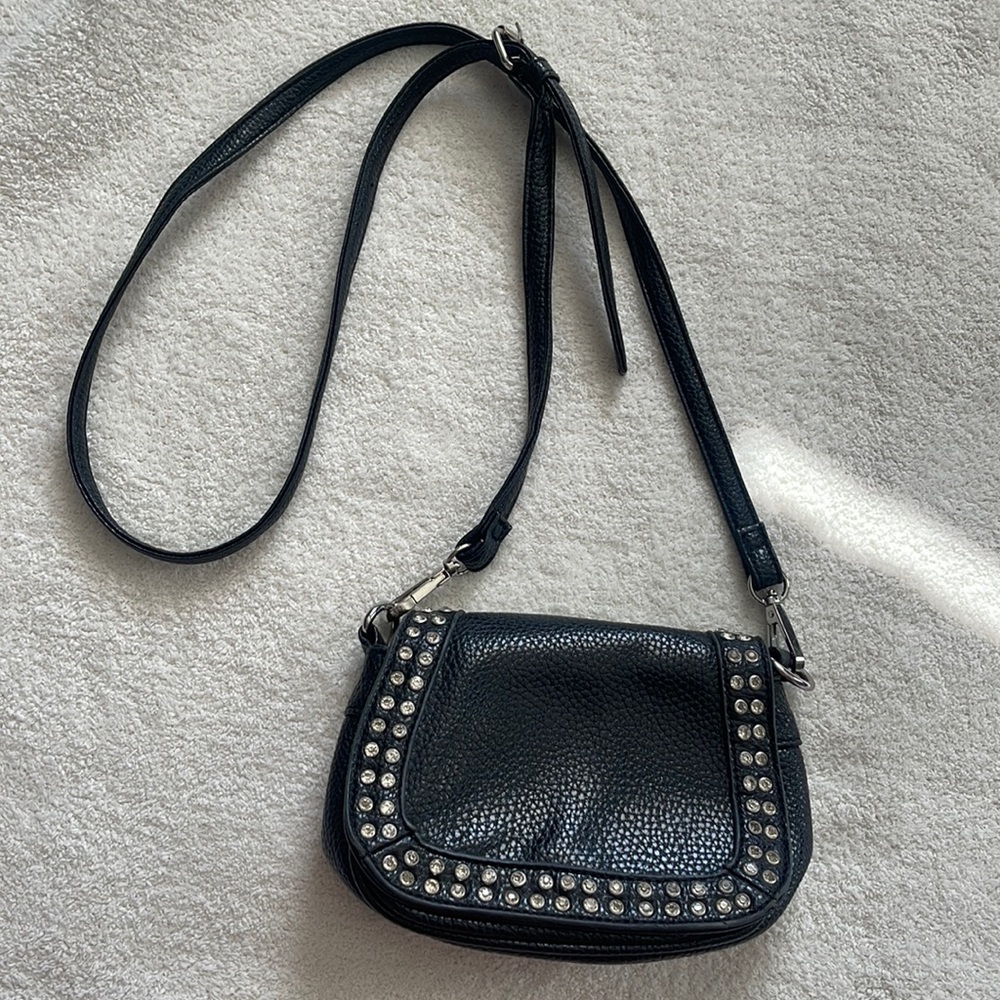 Crossbody purse